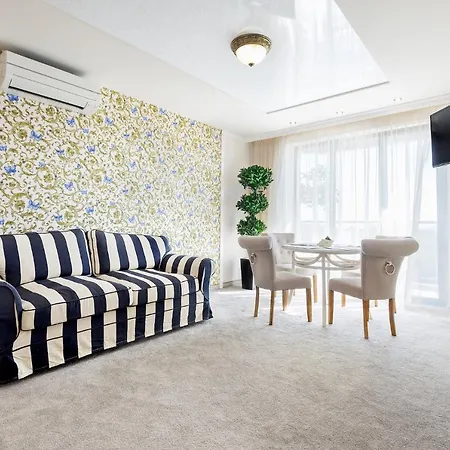 Opu Boutique Hotel 3*